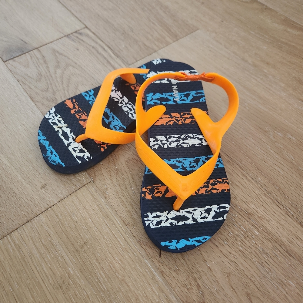 OLD NAVY | Thong sandals with heel strap